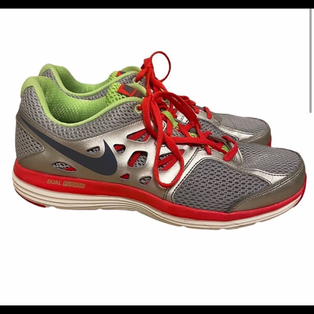 Nike Duel Fusion Light Running Shoe size 8.5